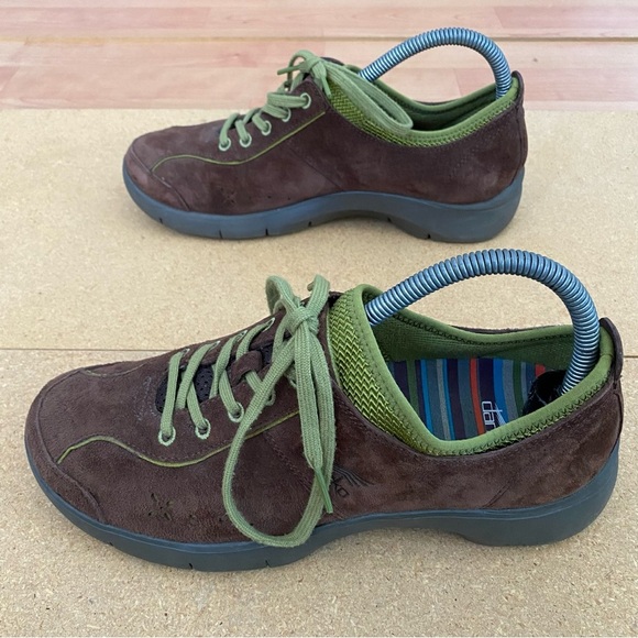 Dansko Mens Brown & Green Leather Lace Up Sneaker Size 39 US 7.5 fits - Picture 4 of 9
